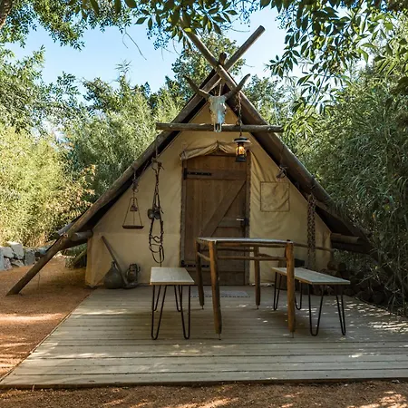Insolite Glamping Tipi Et Campismo de Luxo