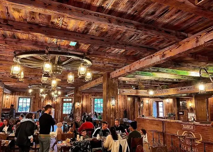 Роскошный шатер Insolite Glamping Tipi *